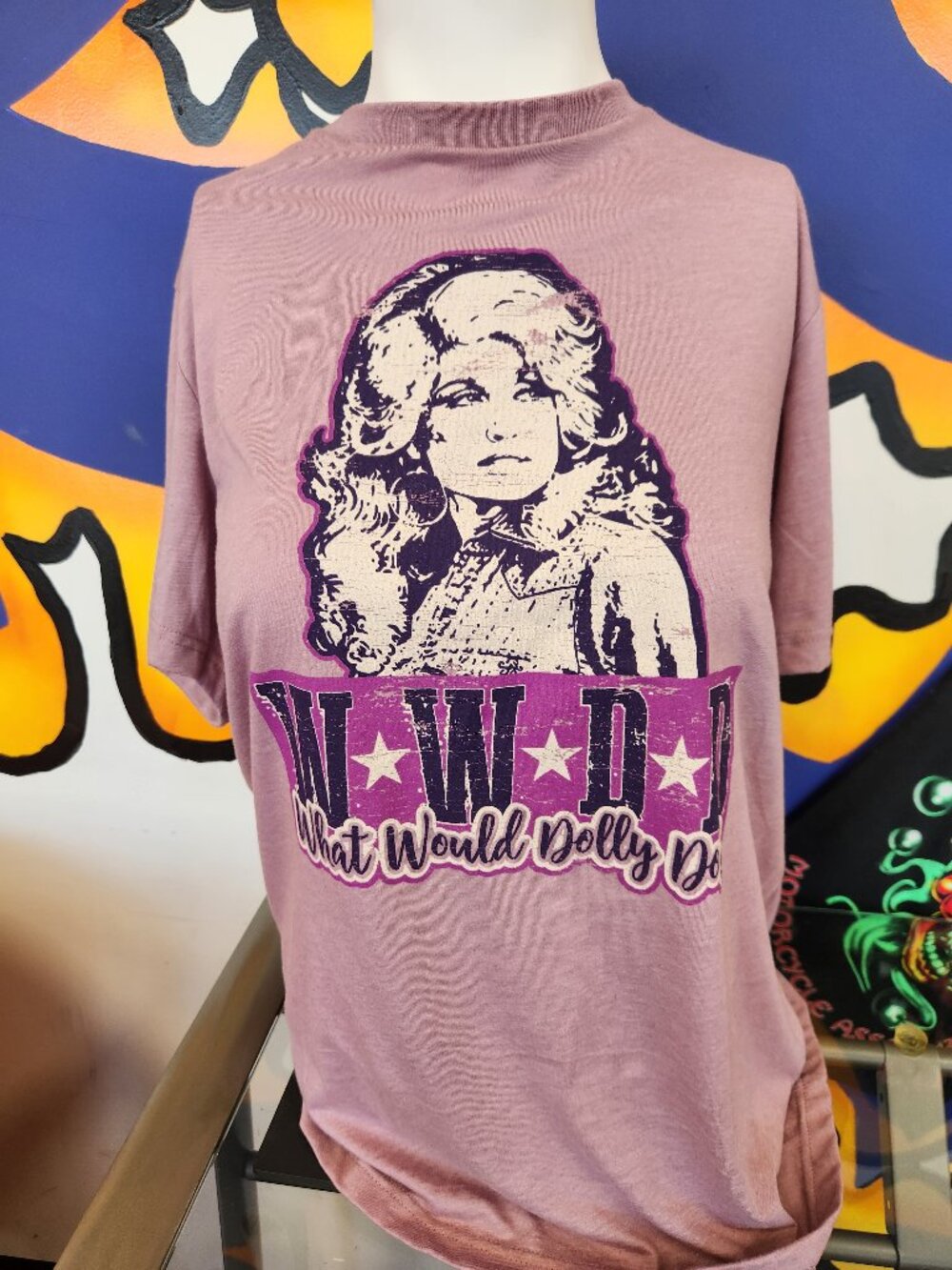 NWT What Would Dolly Do? Short Sleeve Tee